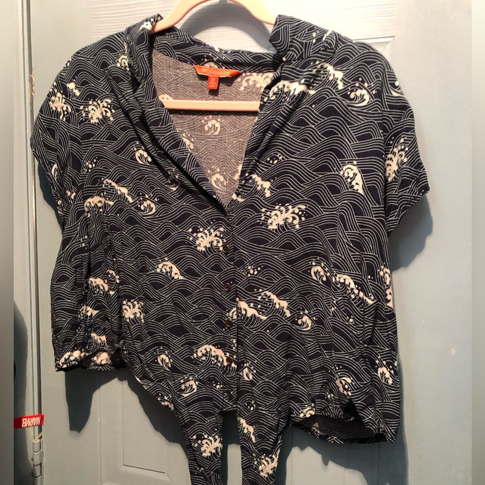 Modcloth Wave Crop Tie Top